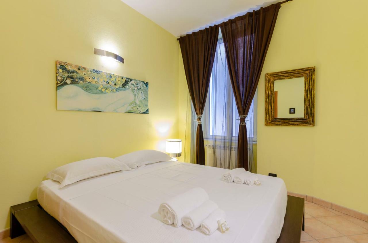 Joivy Warm Family Apt Near Porto Antico Apartment Genoa Luaran gambar