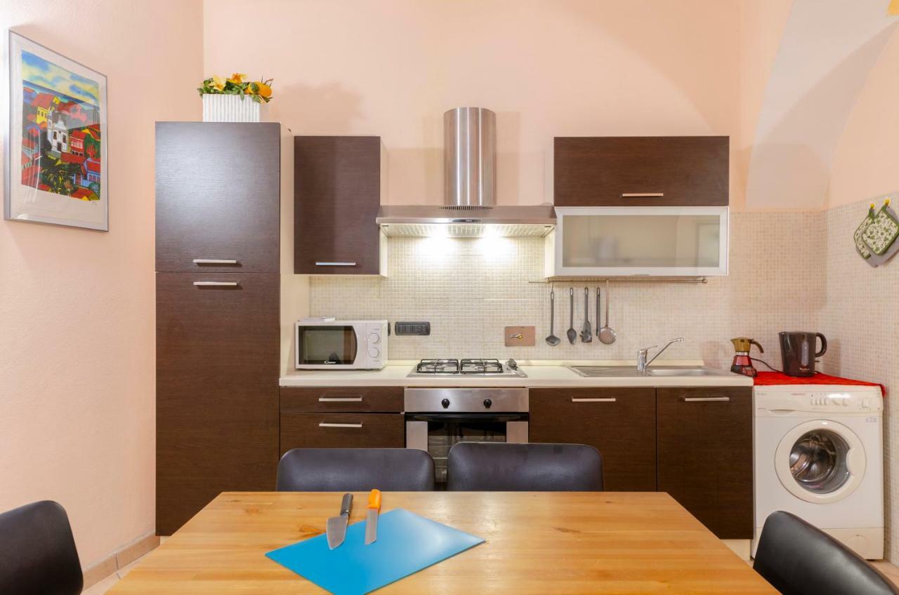 Joivy Warm Family Apt Near Porto Antico Apartment Genoa Luaran gambar